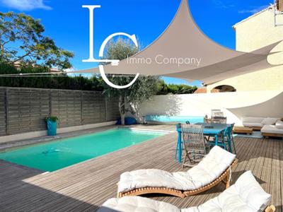 Splendide résidence familiale avec piscine dans Narbonne, idéalement située dans une...