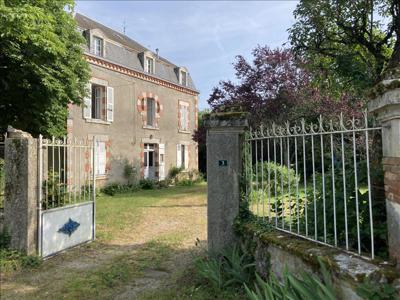 Vente maison 8 pièces 190 m² Pouligny-Notre-Dame (36160)