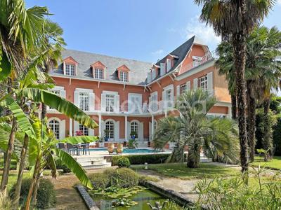 Villa de luxe de 14 pièces en vente Pau, France