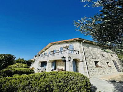 Villa de luxe de 6 pièces en vente Villeneuve-Loubet, Provence-Alpes-Côte d'Azur