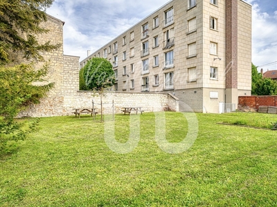 Appartement 3 pièces de 62 m² à Chatou (78400)