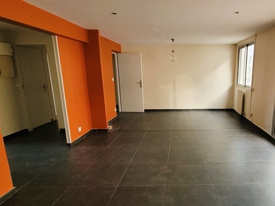 Appartement 3 pièces de 78 m² à Lyon (69007)