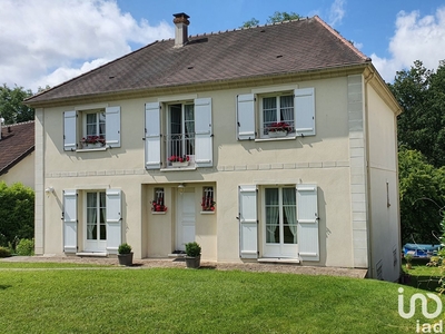 Maison 5 pièces de 163 m² à Mouroux (77120)