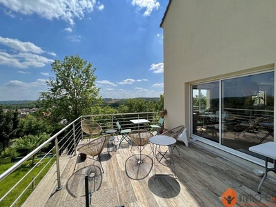 Maison de luxe de 9 pièces en vente à Esbly, France