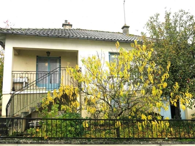 Vente maison 4 pièces 74 m² Saint-Savin (86310)