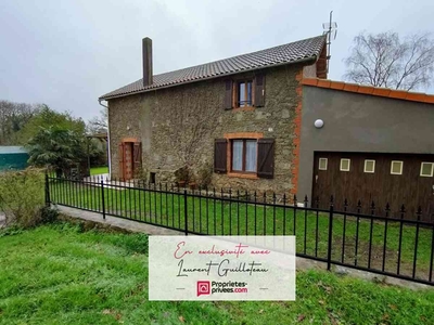 Vente maison 5 pièces 103 m² Saint-Martin-des-Tilleuls (85130)