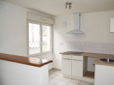 Appartement 1 pièce de 38 m² à Pont-sur-Yonne (89140)