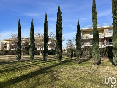 Appartement 3 pièces de 68 m² à Avignon (84140)