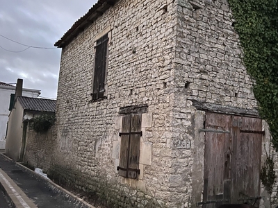Maison 2 pièces de 81 m² à Sainte-Marie-de-Ré (17740)