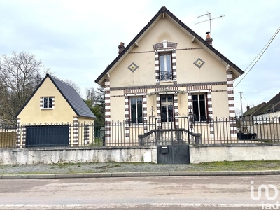 Maison 5 pièces de 100 m² à Rousson (89500)
