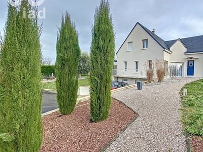 Maison 6 pièces de 150 m² à Montlouis-sur-Loire (37270)