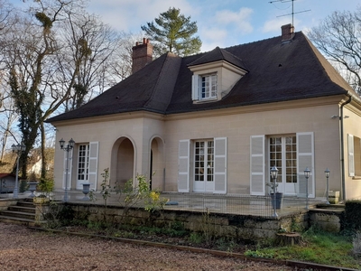 Maison 6 pièces de 230 m² à Gouvieux (60270)