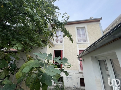 Maison 7 pièces de 128 m² à Ivry-sur-Seine (94200)