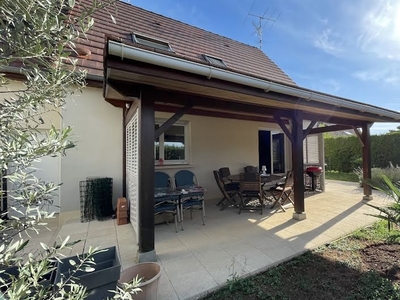 Vente maison 6 pièces 121 m²