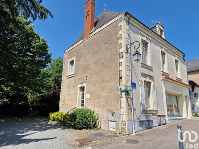 Immeuble de 150 m² à Val-du-Layon (49190)
