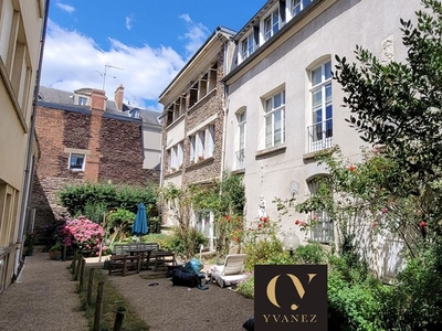 10 bedroom luxury House for sale in Rennes, Brittany