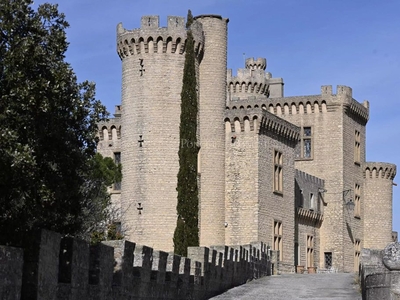 Prestigieux château en vente Uzès, France