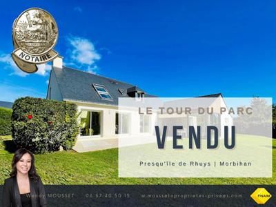 5 room luxury House for sale in Le Tour-du-Parc, France