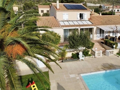 Villa de luxe de 8 pièces en vente Martigues, Provence-Alpes-Côte d'Azur