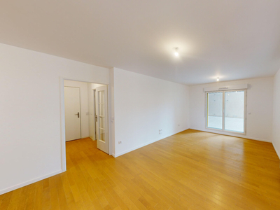 Appartement 3 pièces - 63 m2 - Terrasse 28 m2 - Quai d'Ivry - Non meublé