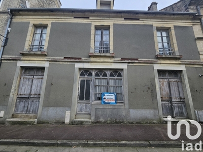 Maison de ville 7 pièces de 195 m² à Courseulles-sur-Mer (14470)