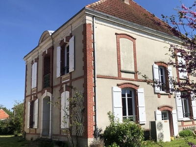 Vente maison 5 pièces 180 m² Marolles-sur-Seine (77130)