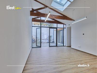 Office space for sale in Bordeaux, France