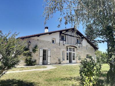 7 room luxury House for sale in Bazas, Aquitaine