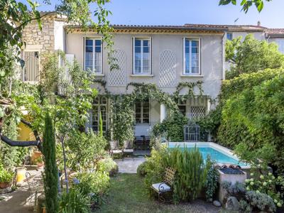 Maison de luxe de 20 pièces en vente à Vaison-la-Romaine, Provence-Alpes-Côte d'Azur