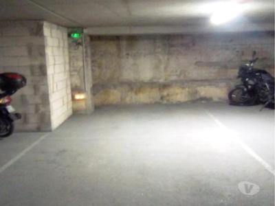 Location parking sécurisé pour MOTO rue d'Enghien, Paris 10è