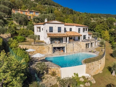 Villa de 8 pièces de luxe en vente Châteauneuf-Grasse, Provence-Alpes-Côte d'Azur