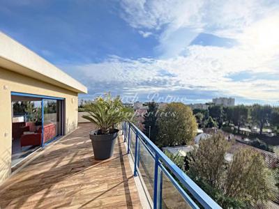 Appartement de luxe de 136 m2 en vente Antibes, France
