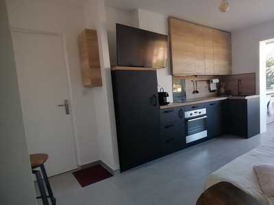 Appartement 2 pièces de 32 m² à Hyères (83400)