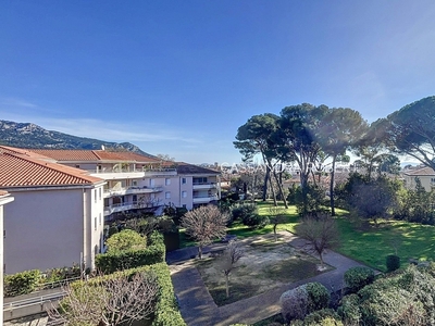 Appartement 5 pièces de 117 m² à Toulon (83200)