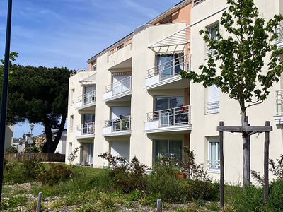 Appartement Sainte Luce Sur Loire Bourg 2 Pièces + Terrasse