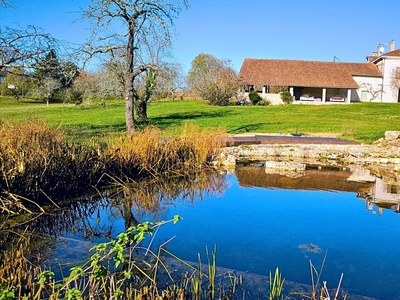 Demeure 12 pièces de 580 m² à Brantôme en Périgord (24310)