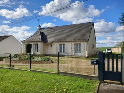 Maison à en SAINT-QUENTIN de 105m²