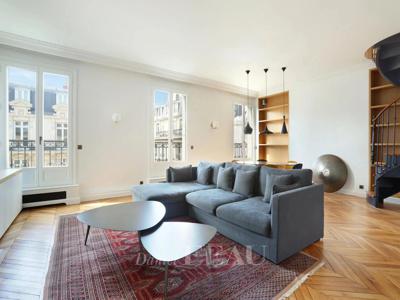 Appartement de luxe de 159 m2 en vente Champs-Elysées, Madeleine, Triangle d’or, Paris, Île-de-France