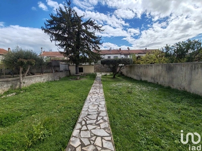 Maison 3 pièces de 73 m² à Nîmes (30000)