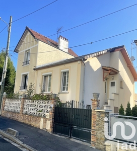 Maison 6 pièces de 130 m² à Pierrefitte-sur-Seine (93380)