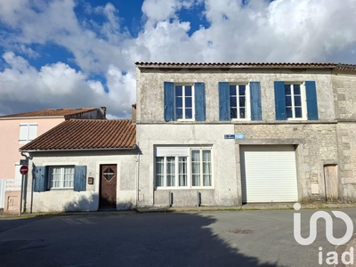 Maison 7 pièces de 170 m² à Meschers-sur-Gironde (17132)