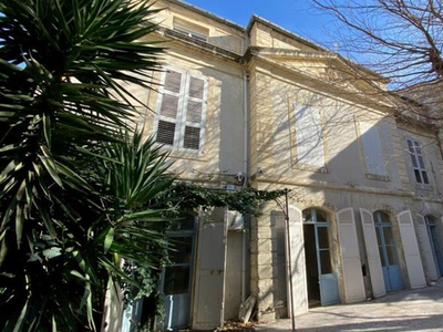 Vente maison 4 pièces 141 m² Avignon (84000)