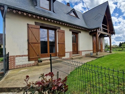 Vente maison 5 pièces 137 m² Forges-les-Eaux (76440)