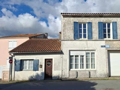 Vente maison 7 pièces 170 m² Meschers-sur-Gironde (17132)