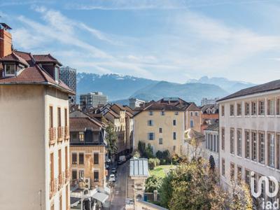 Appartement 5 pièces de 125 m² à Grenoble (38000)