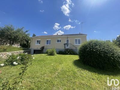 Maison 5 pièces de 95 m² à Saint-Rémy-la-Vanne (77320)