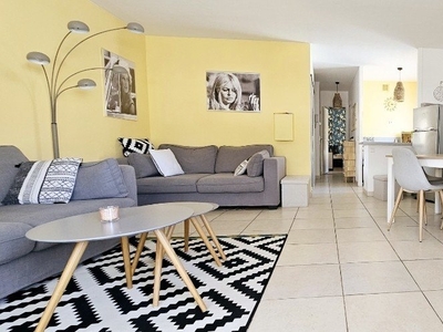 Appartement 2 pièces de 49 m² à Sainte-Maxime (83120)