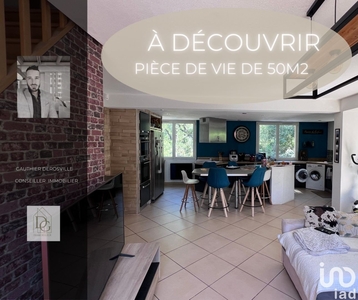 Maison 4 pièces de 99 m² à Le Revest-les-Eaux (83200)