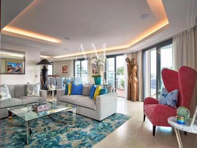 Appartement de luxe 4 chambres en vente à Antibes, France