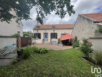 Maison 4 pièces de 86 m² à Ville-Saint-Jacques (77130)